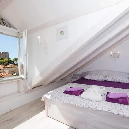 Appartamento Gugilly Old Town Haven *